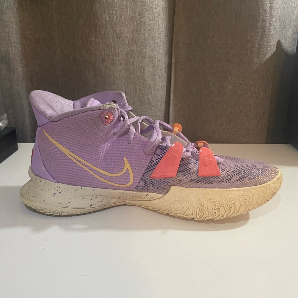 Kyrie 7 Daughters